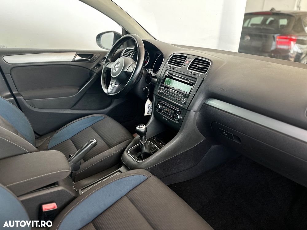 Volkswagen Golf 2.0 TDI DPF 4Motion Team - 12