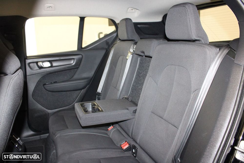 Volvo XC 40 1.5 T2 Momentum - 32