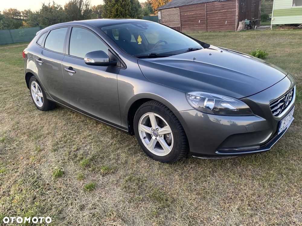 Volvo V40 D2 Base - 1