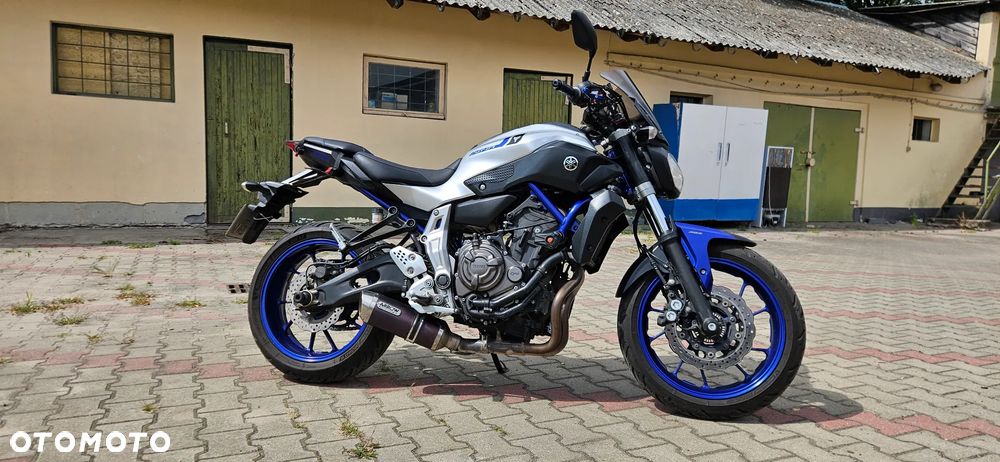 Yamaha MT - 2