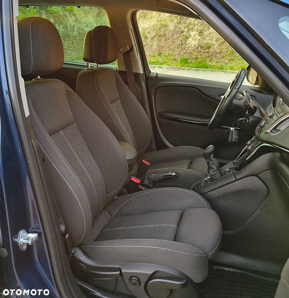 Opel Zafira - 13