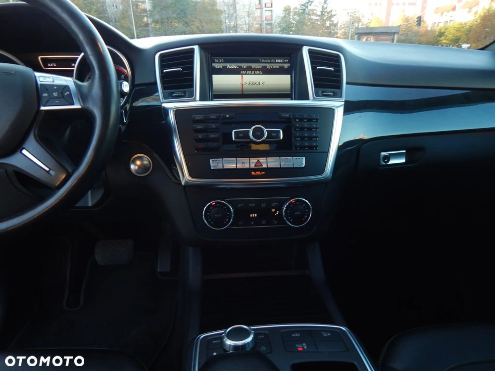 Mercedes-Benz ML 350 BlueTEC 4-Matic - 30