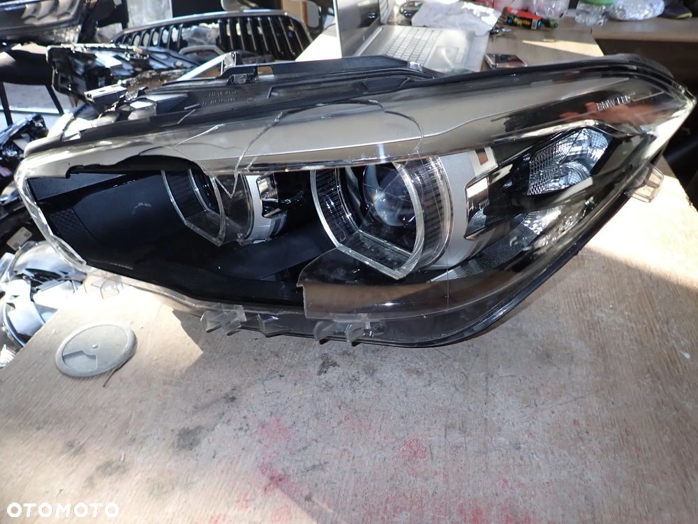 BMW 1 F20 F21 LAMPA LEWY PRZÓD EUROPA NA CZĘŚCI 8739571 - 2