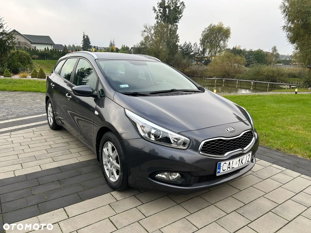 Kia Ceed - 1