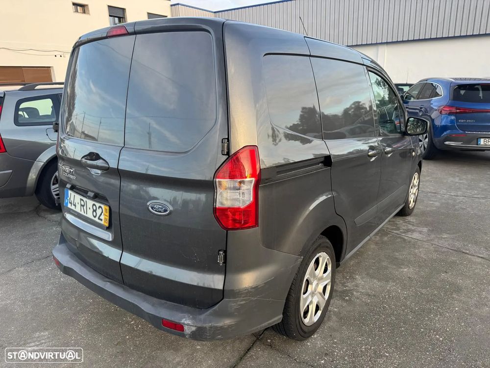 Ford TRANSIT COURIER - 2