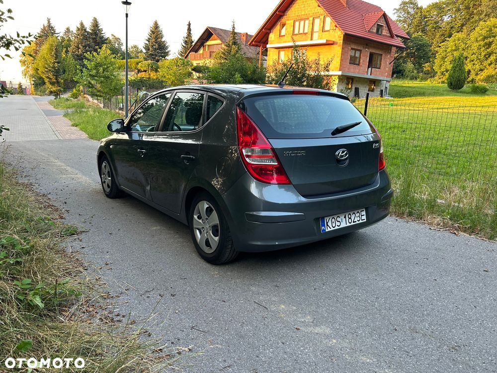 Hyundai i30 1.4 Comfort World Cup - 19