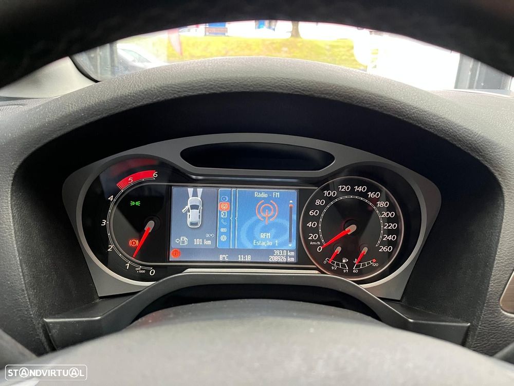 Ford S-Max 1.8 TDCi Titanium 7L - 17