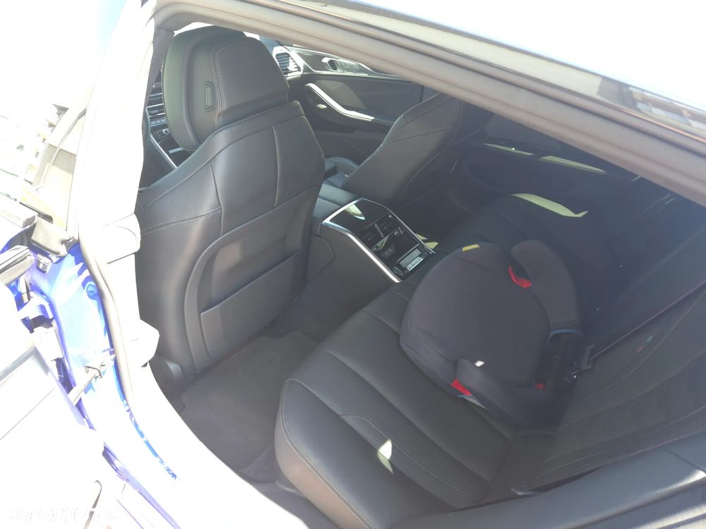 BMW Seria 8 - 20
