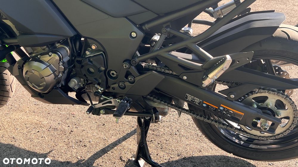 Kawasaki Versys 1000 - 12