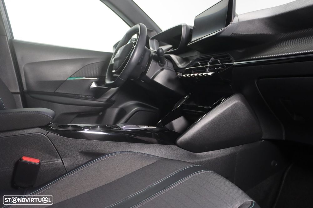Peugeot e-2008 50 kWh Active Pack - 12