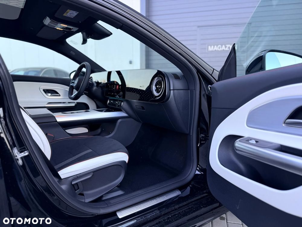 Mercedes-Benz CLA - 22