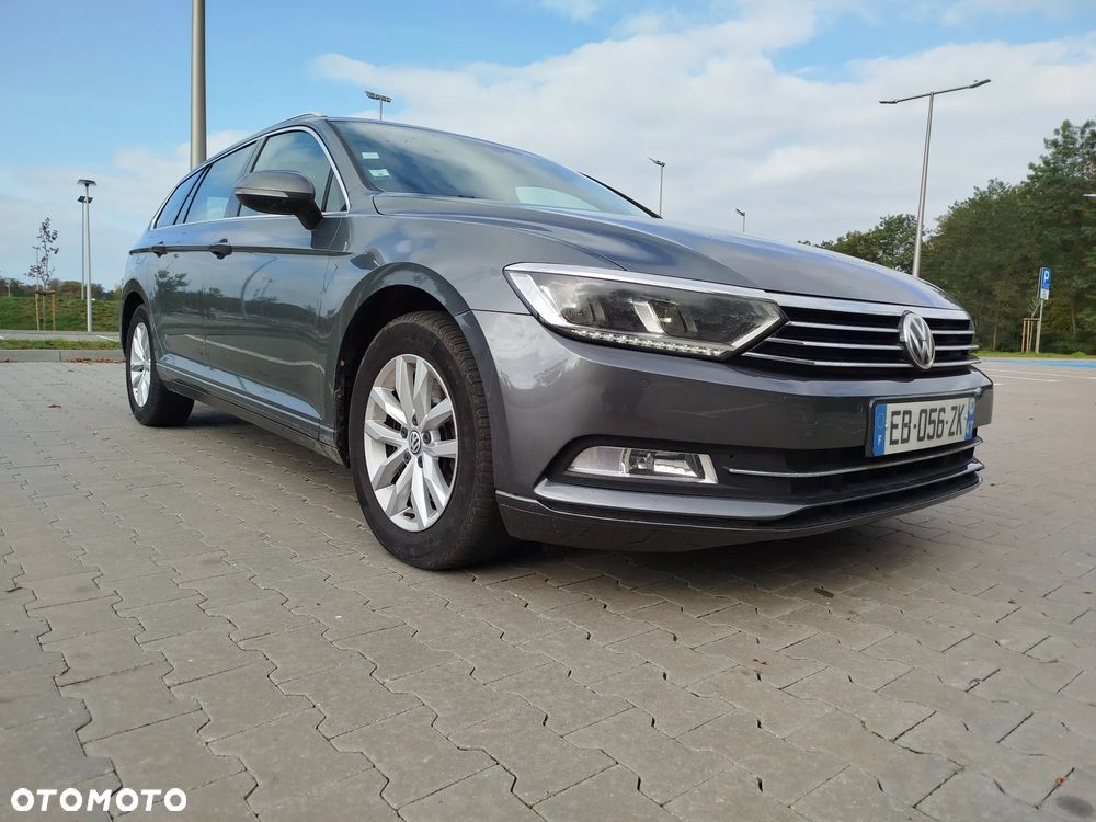 Volkswagen Passat Variant ver-variant-1-6-tdi-bluemotion-technology-comfortline - 1