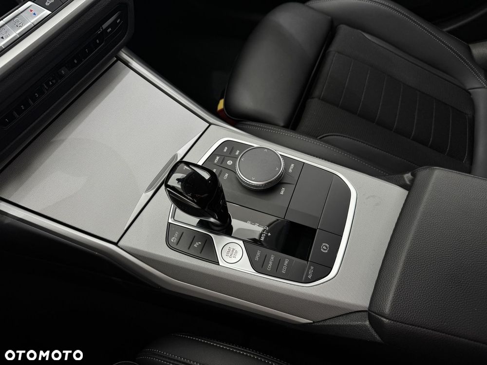 BMW Seria 3 320d xDrive MHEV Advantage - 26