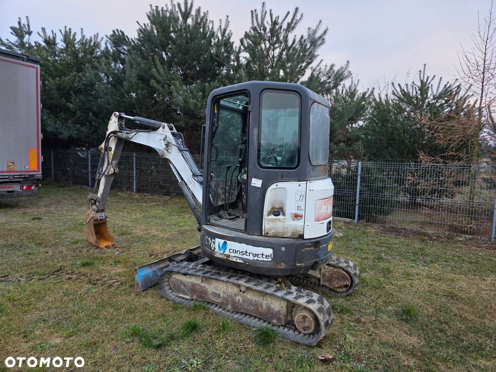 Bobcat E26 - 5