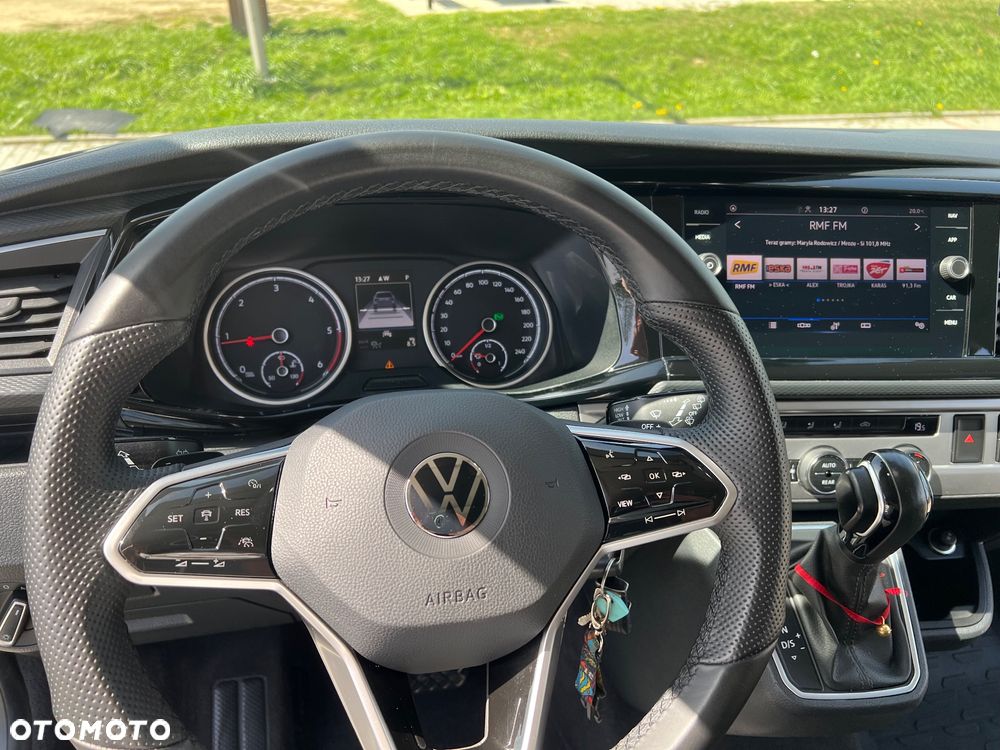 Volkswagen Multivan - 20