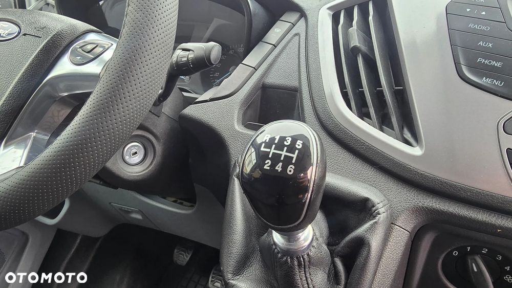Ford Transit - 32