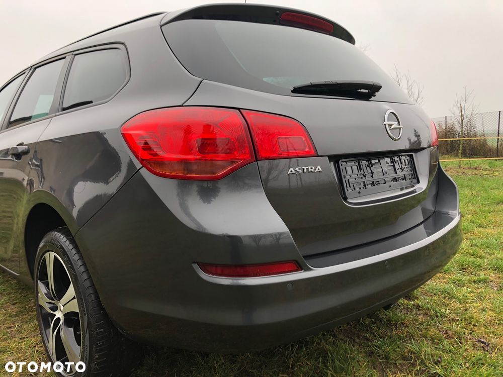Opel Astra 1.4 - 19