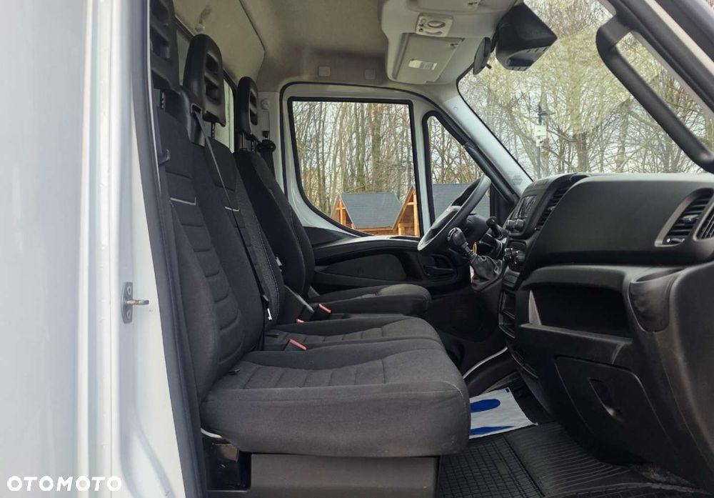 Iveco Daily 35S18 - 18