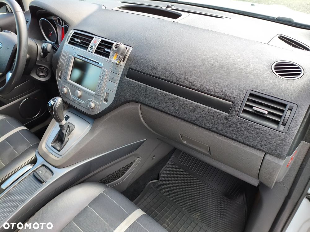 Ford Kuga 2.0 TDCi 4x4 Titanium - 30