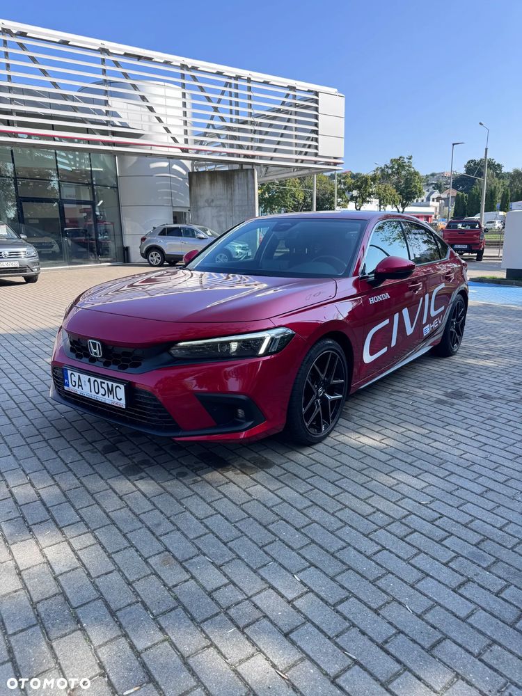 Honda Civic 2.0 i-MMD Advance CVT - 1