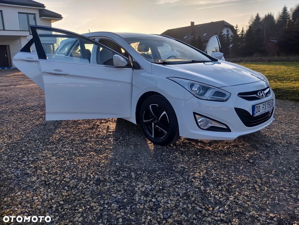 Hyundai i40 i40cw 1.6 Fifa World Cup Edition - 20