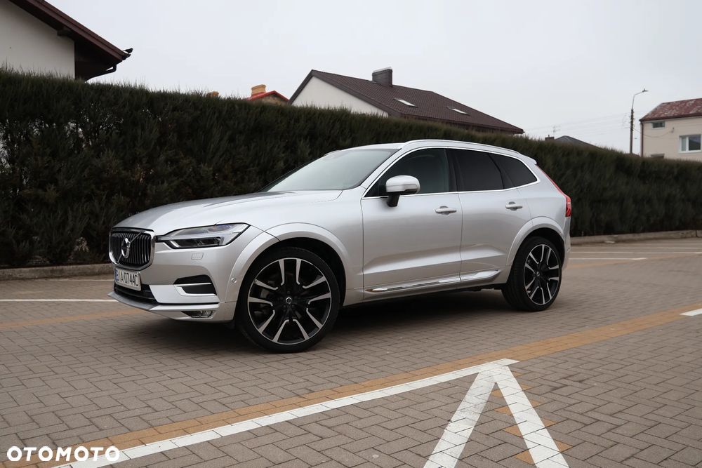 Volvo XC 60 T6 AWD Geartronic Momentum - 1