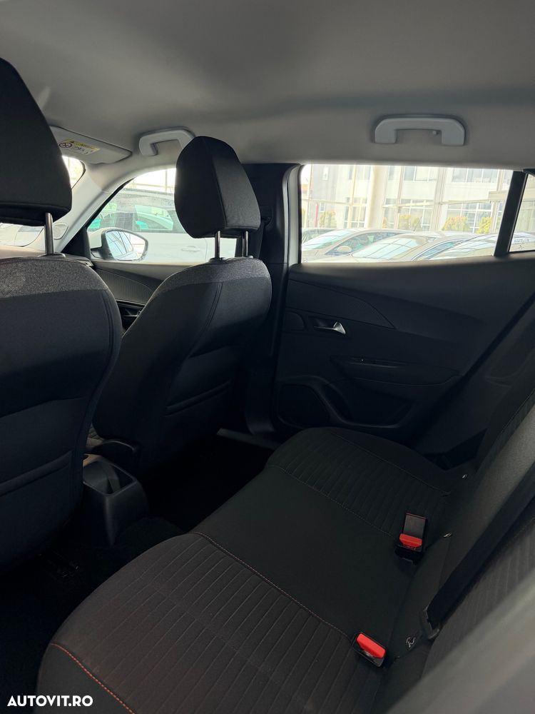 Peugeot 2008 PureTech 100 Allure - 25