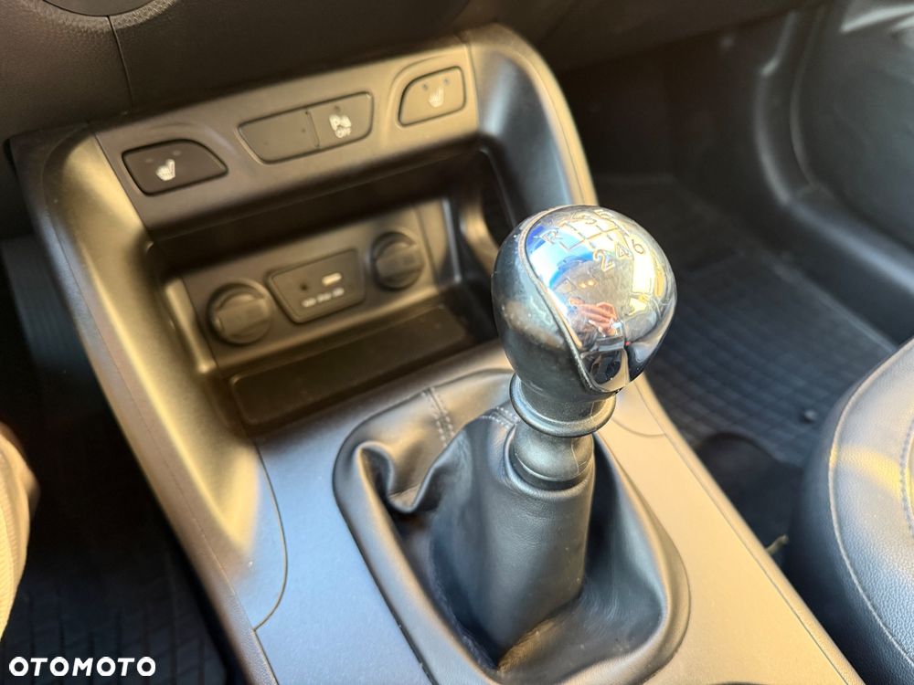 Hyundai ix35 1.6 GDI Premium 2WD - 19