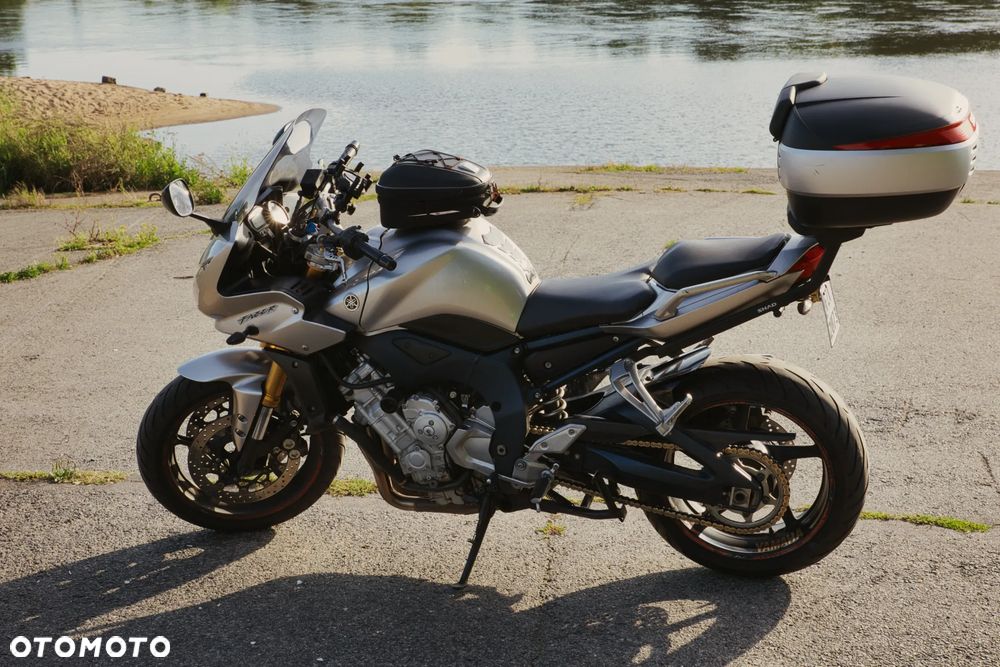 Yamaha FZ - 11