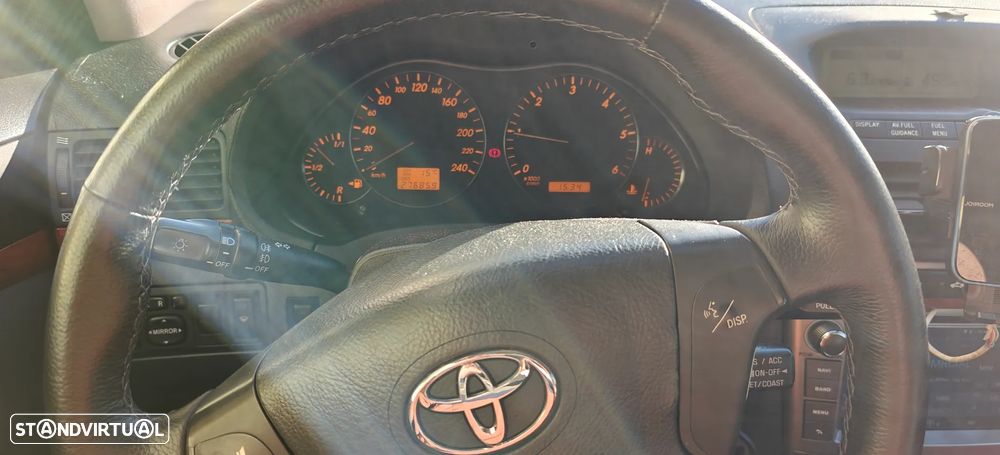 Toyota Avensis SW 2.0 D-4D - 2