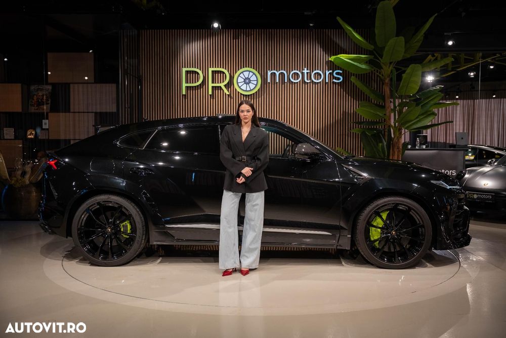 Lamborghini URUS - 14