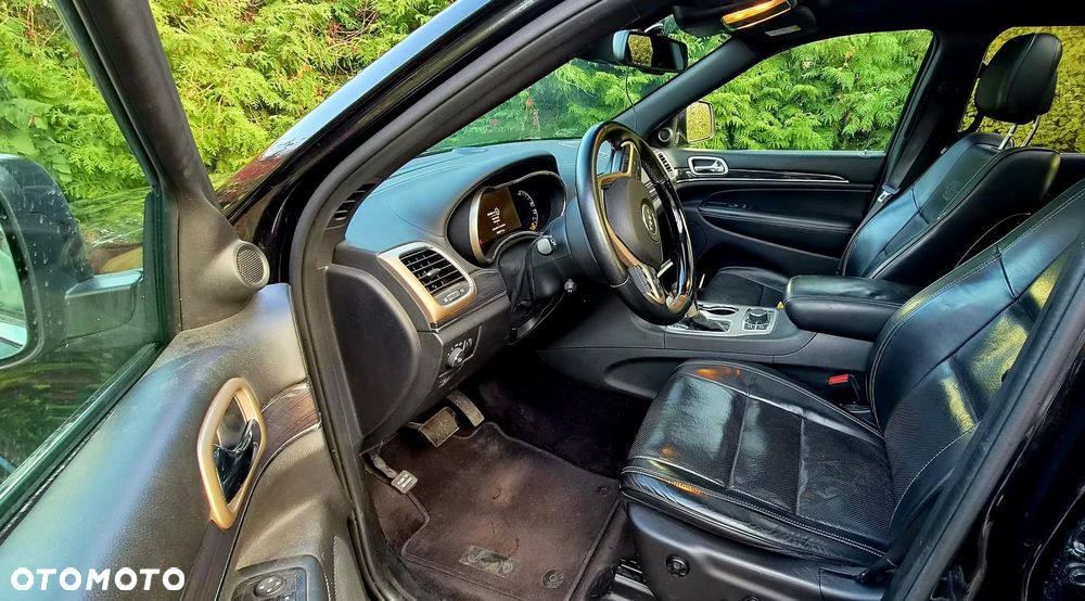 Jeep Grand Cherokee - 4