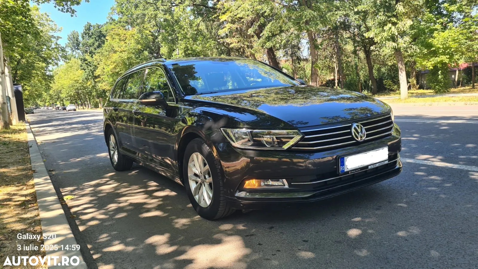Volkswagen Passat Variant 2.0 TDI DSG Highline - 2