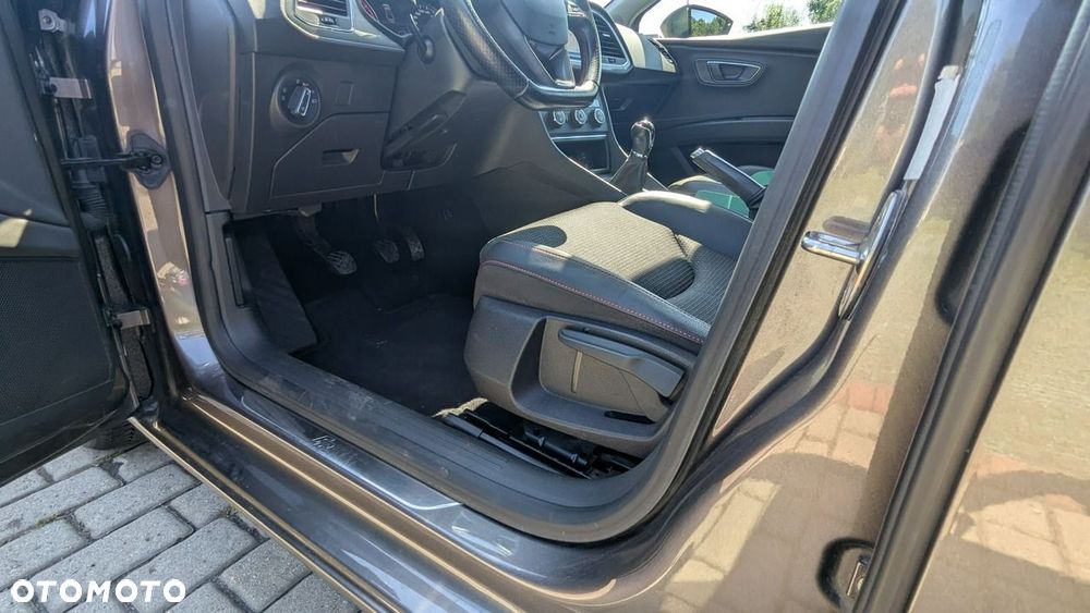 Seat Leon Sportstourer 1.4 TSI FR S&S - 28