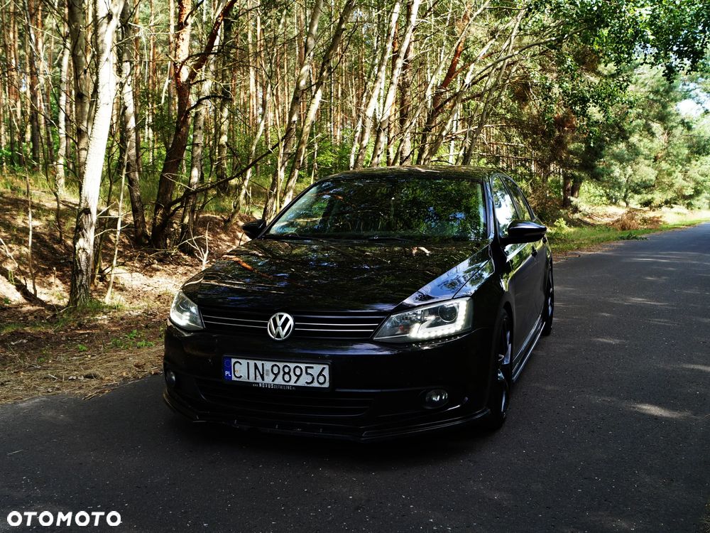 Volkswagen Jetta 1.6 TDI Comfortline - 3