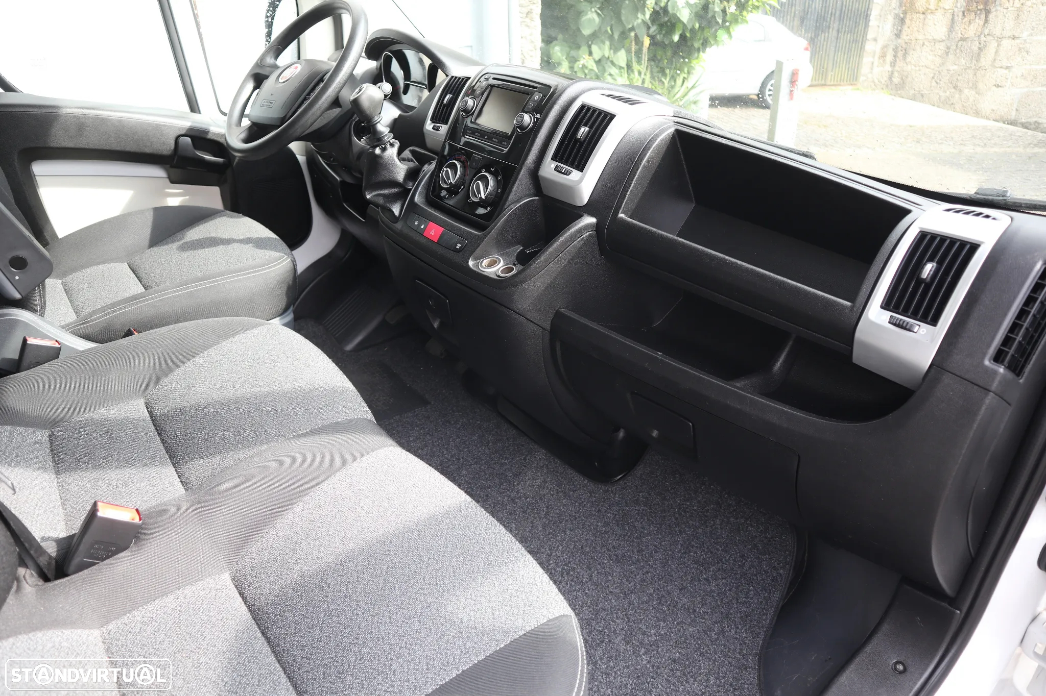 Fiat Ducato 2.3 MTJ 130 Contentor + plataforma - 13