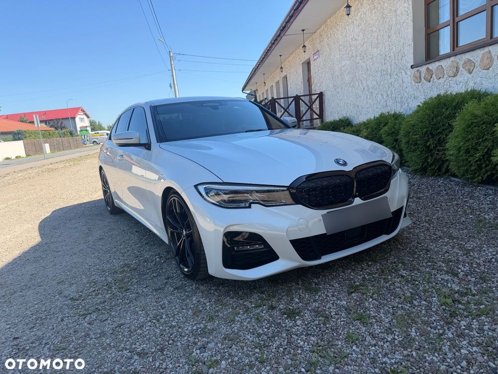 BMW Seria 3 330d M Sport - 1