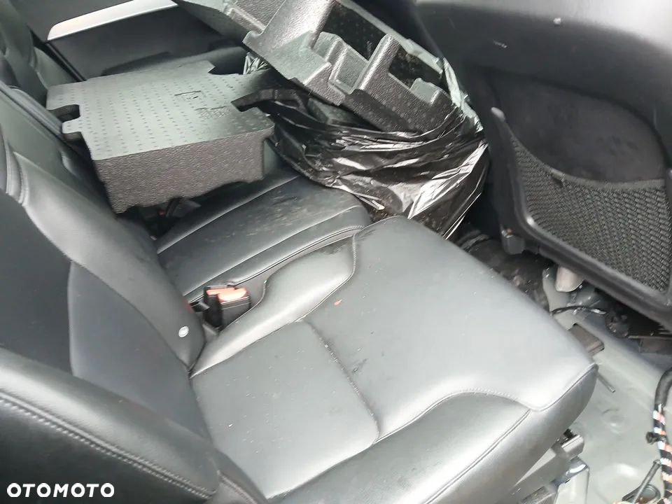 Volvo XC 90 T5 AWD Momentum 7os - 24