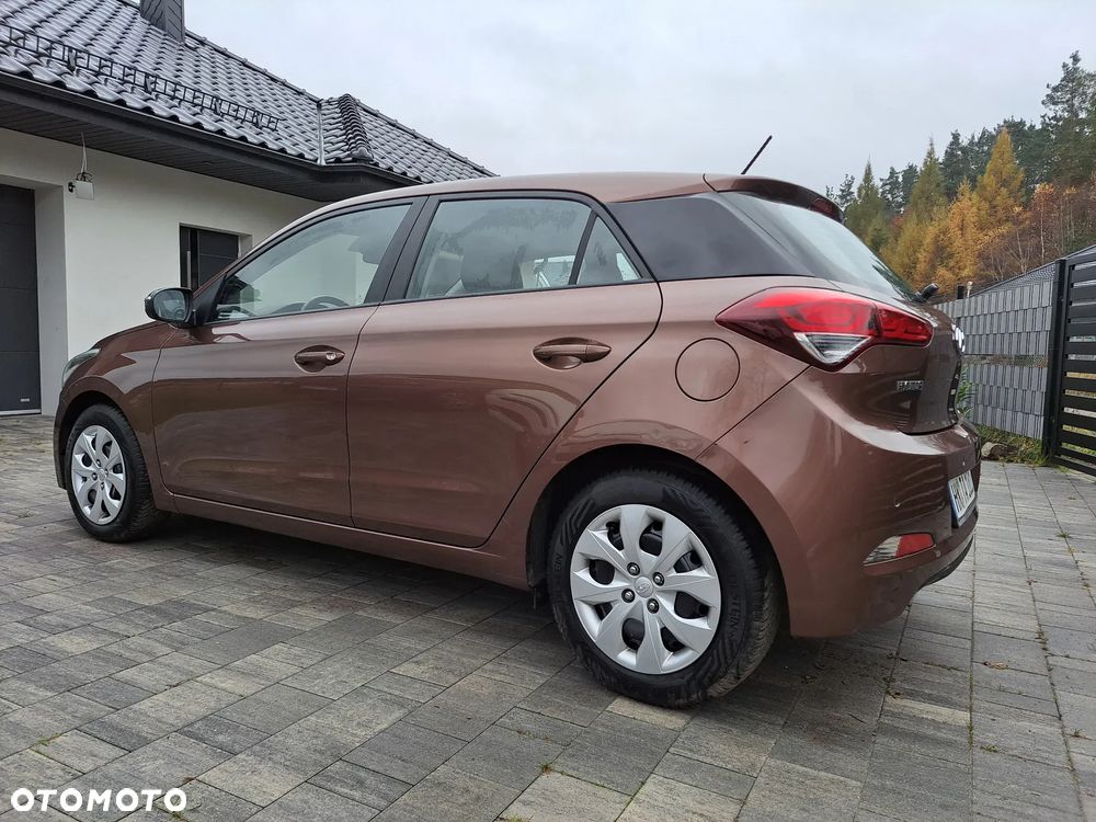Hyundai i20 1.1 CRDi Trend - 5