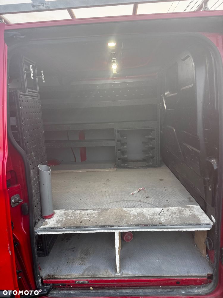 Ford Transit Custom - 19