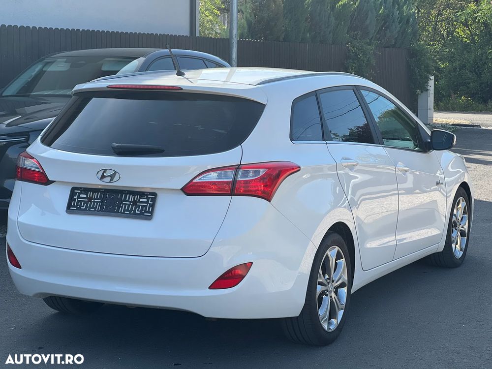 Hyundai i30 i30cw 1.6 CRDi Style - 5