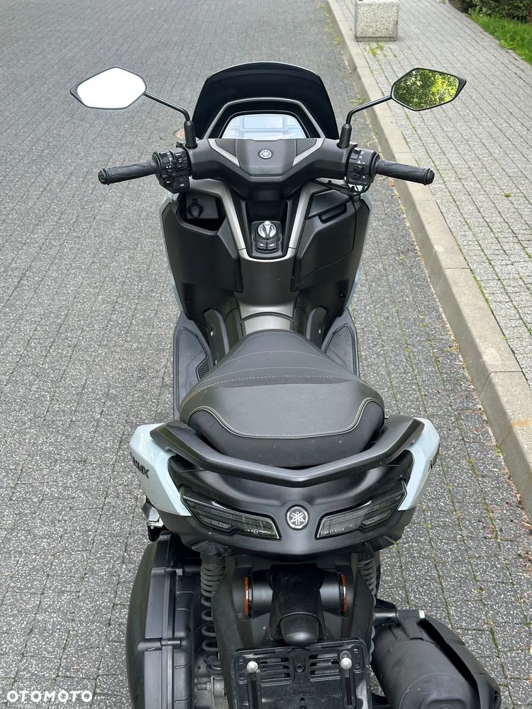 Yamaha NMAX - 9