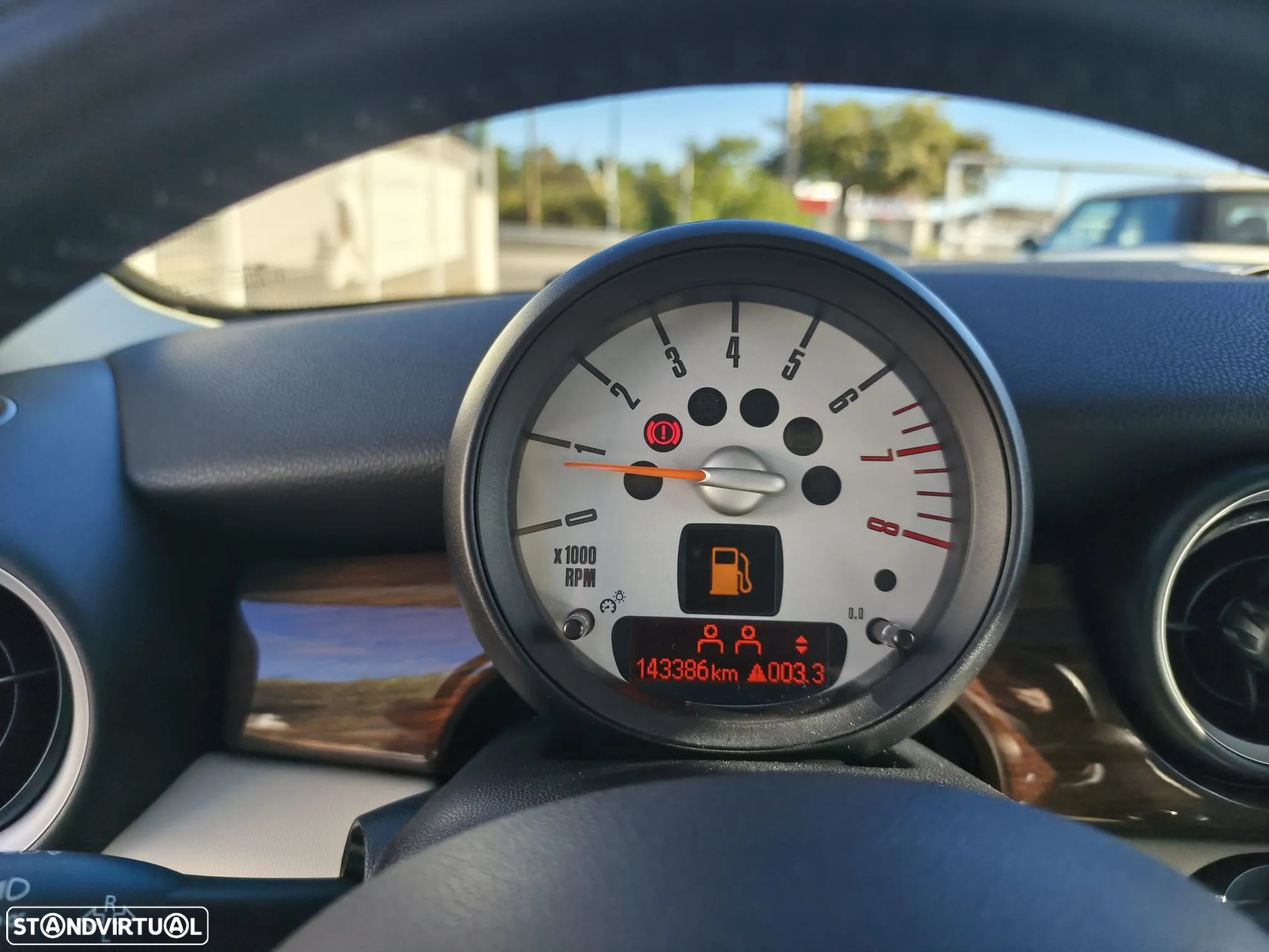 MINI 3 Portas One 1.6 - 12