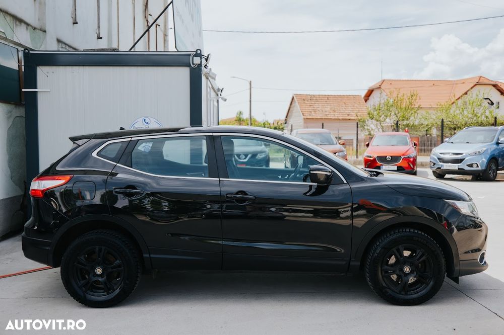 Nissan Qashqai 1.6 DCI ALL-MODE 4x4i ACENTA - 3