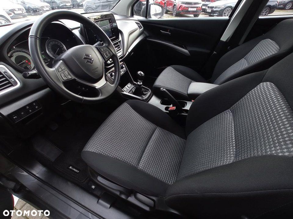 Suzuki SX4 S-Cross - 11
