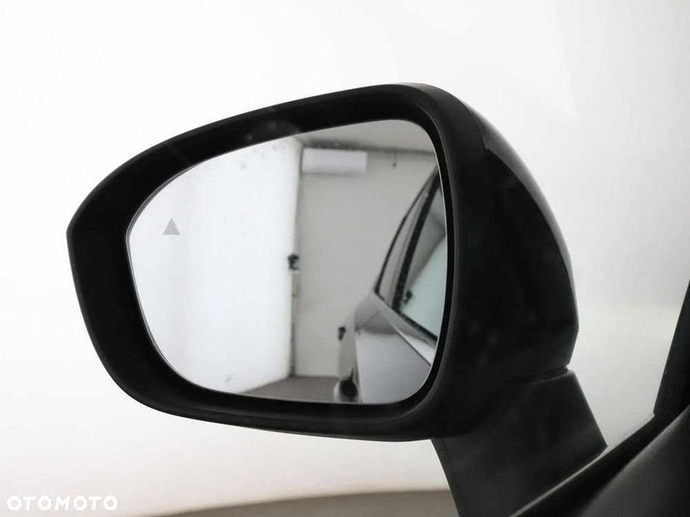 Nissan Qashqai 1.3 DIG-T mHEV N-Connecta - 35