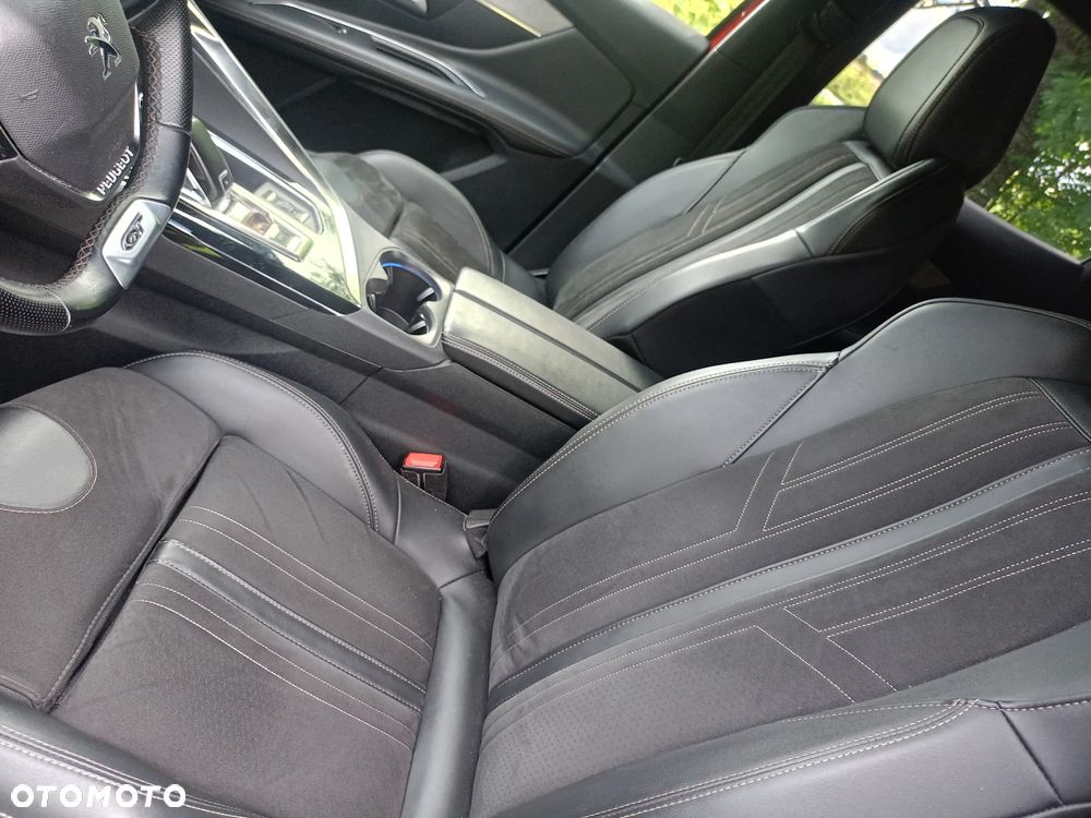 Peugeot 3008 1.6 PureTech GT S&S EAT8 - 17