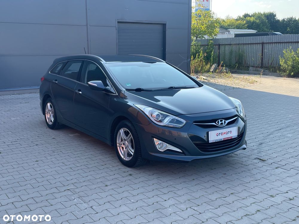 Hyundai i40 1.7 CRDi Comfort + - 35