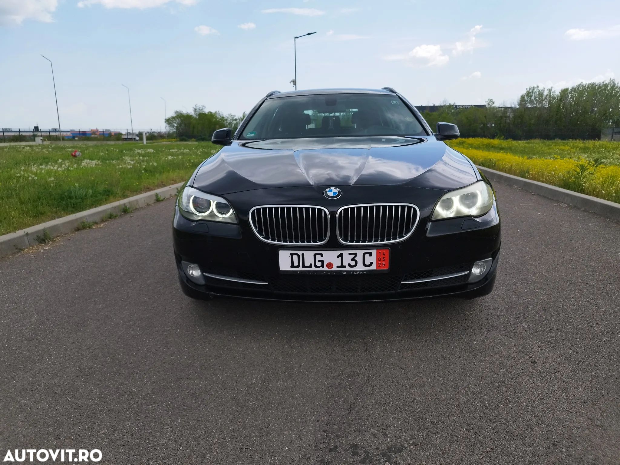 BMW Seria 5 520d Touring Blue Performance - 1