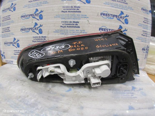 Farol Tras 50513400 ALFA ROMEO GIULIETTA 2011 1.6 JTDM 105CV 5P PRETO MALA DRT ORIGINAL Danificado - 4